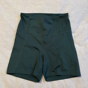 GIRLFRIEND COLLECTIVE Yoga Shorts